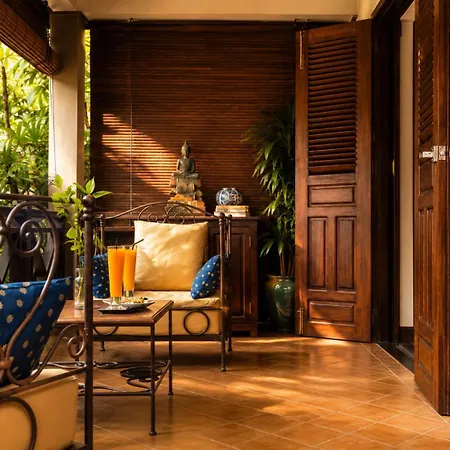La Palmeraie D\'Angkor